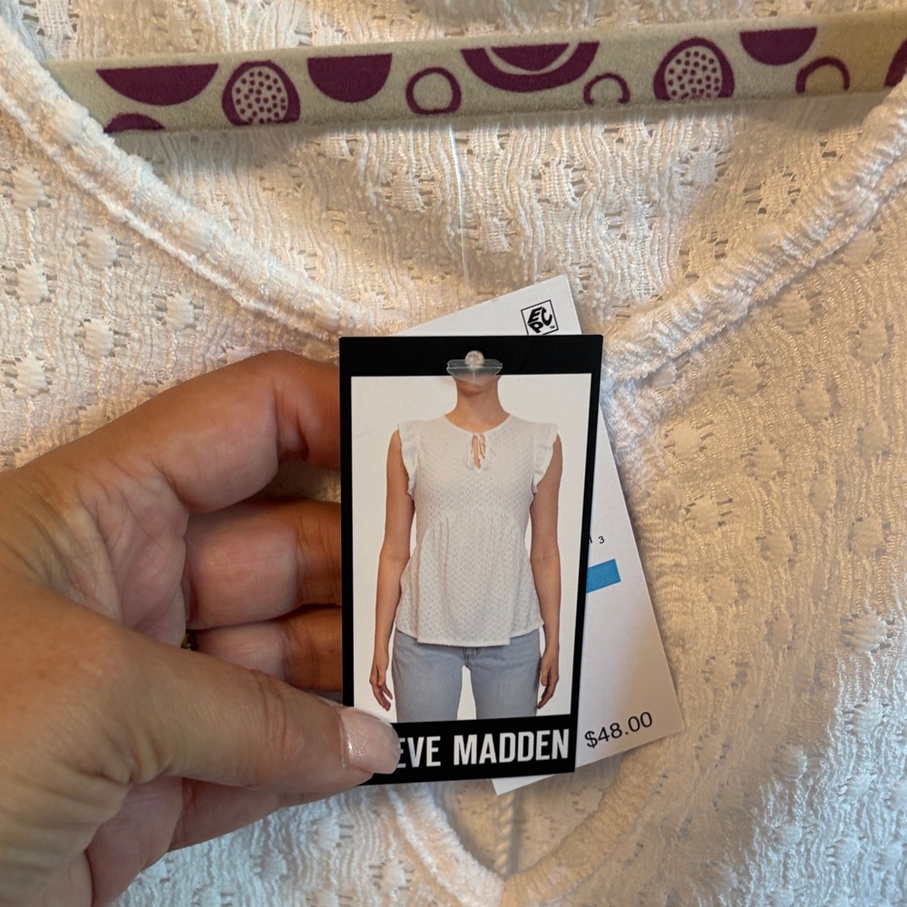 Steve Madden Textured White Blouse - Picture 2 of 3
